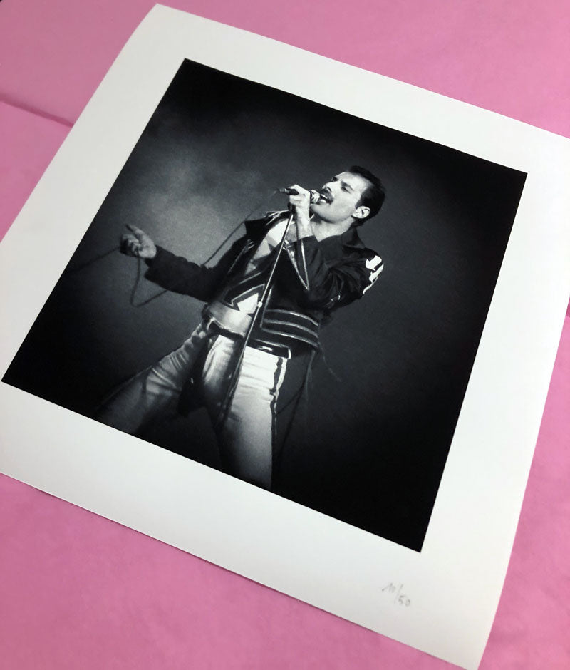 Freddie Mercury (Queen) Paris 1982