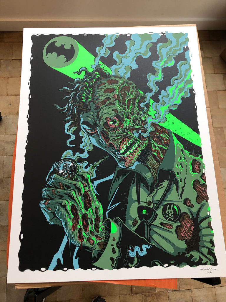 Harvey Two-Face, sérigraphie de l'artiste Nychos - French Paper Art Club