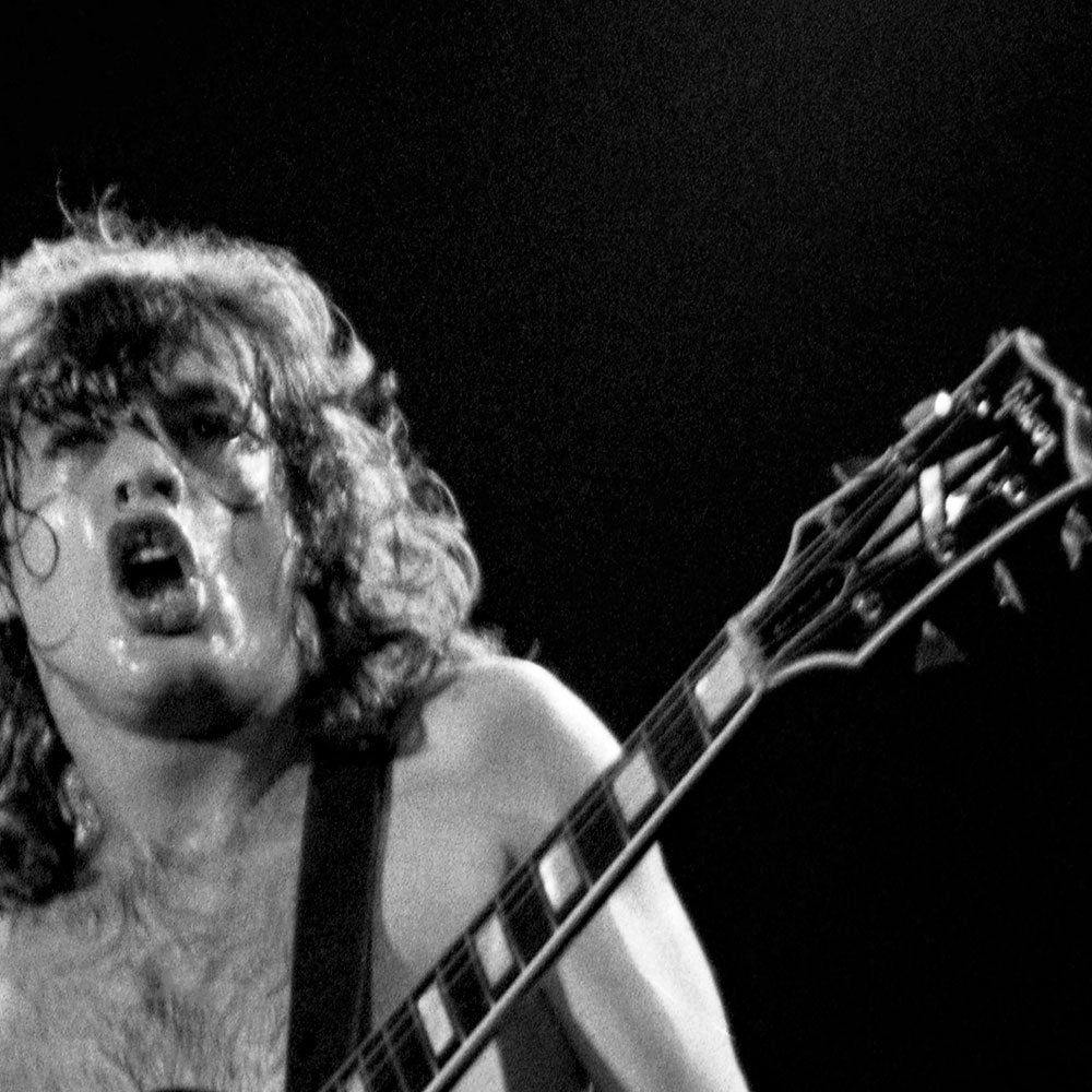 Angus Young (AC/DC) Paris 1980